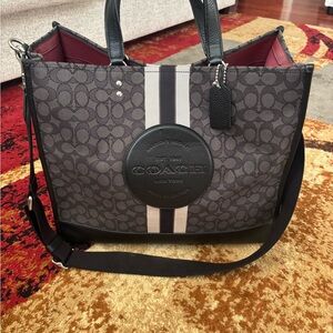 listing-status-banner